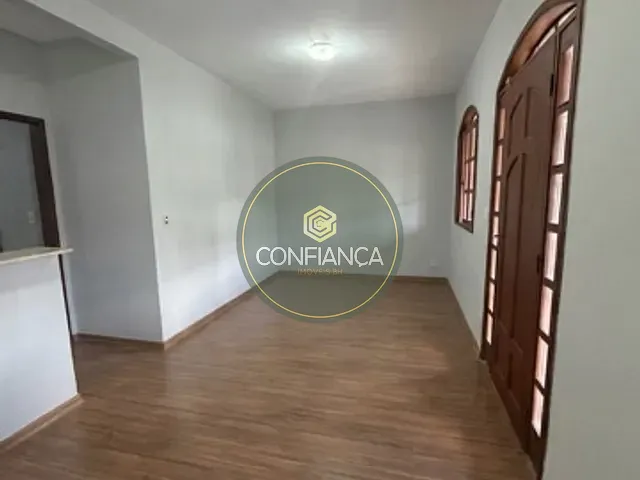 Casa 3 quartos e 2 banheiros, para alugar, no bairro Residencial Solarium em Lagoa Santa