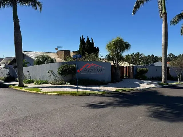 Casa com 990m² 3 quartos e 4 banheiros, à venda, no bairro Jardim Vale do Sol em Apucarana