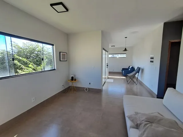Casa 3 quartos e 3 banheiros, à venda ou para alugar, no bairro Setor Habitacional Jardim Botânico em Brasília