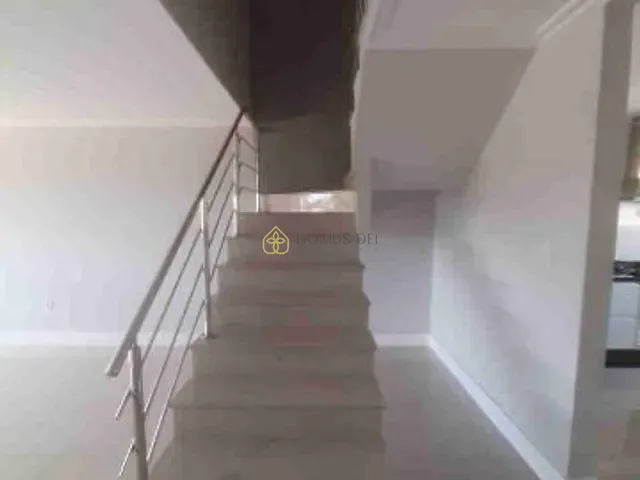 Casa com 360m² 3 quartos e 3 banheiros, à venda, no bairro Jardim Belvedere em Volta Redonda