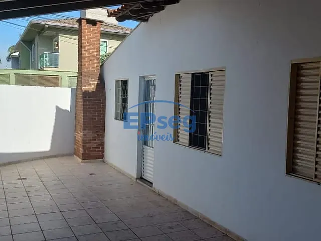 Casa à venda, no bairro Jardim Delta em Londrina
