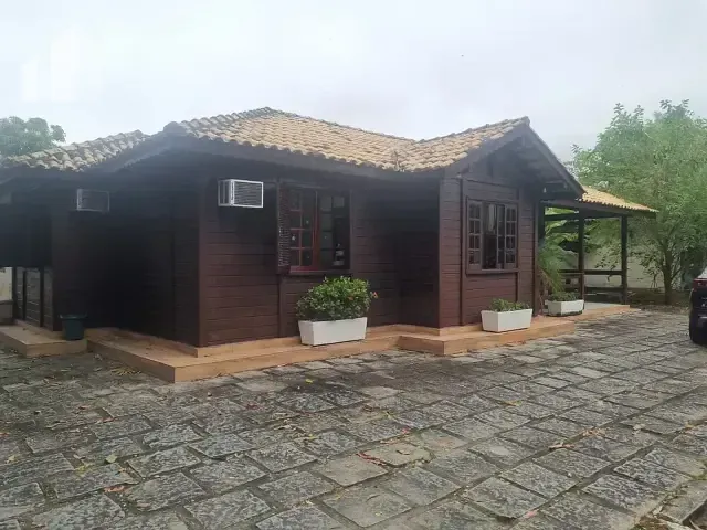 Casa com 1800m² 5 quartos e 3 banheiros, à venda, no bairro Vargem Grande em Rio de Janeiro
