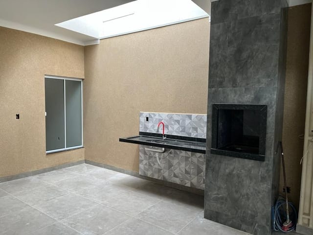 Casa com 180m² 3 quartos e 2 banheiros, à venda, no bairro Novo Jardim Stabile em Birigui