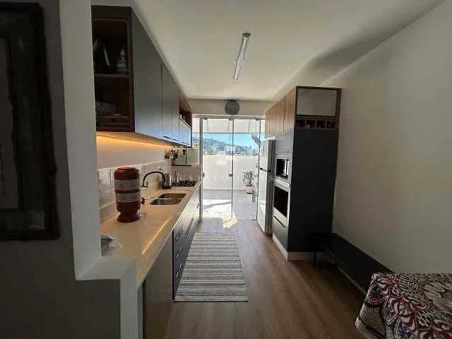 Casa 2 quartos e 2 banheiros, para alugar, no bairro Fazendinha em Itajaí