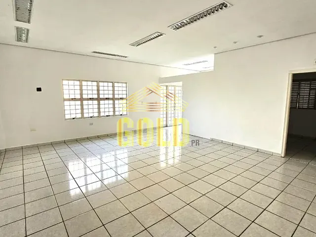 Casa com 656m², para alugar, no bairro Centro em Londrina