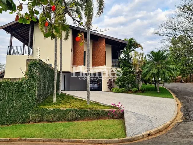 Casa com 600m² 4 quartos e 6 banheiros, à venda, no bairro Sousas em Campinas