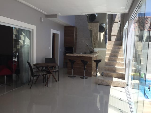 Foto do Casa - Casa com 4 dormitórios para alugar, 300 m² por R$ 6.300,01/mês - Vila Industrial - São José dos Campos/SP | INDEPENDENCE NEGOCIOS IMOBILIARIOS LTDA