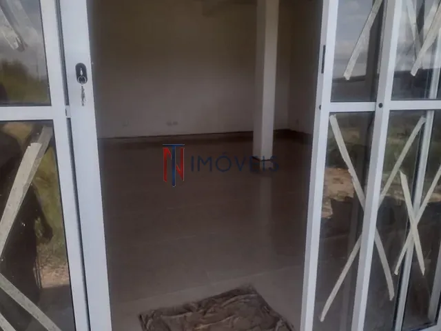 Casa com 200m² 2 quartos e 1 banheiro, à venda, no bairro Cachoeirinha em Bom Jesus dos Perdões