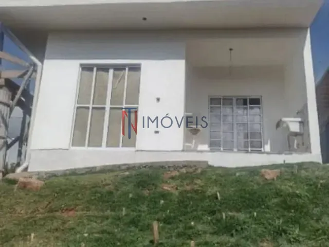 Casa com 200m² 2 quartos e 1 banheiro, à venda, no bairro Cachoeirinha em Bom Jesus dos Perdões