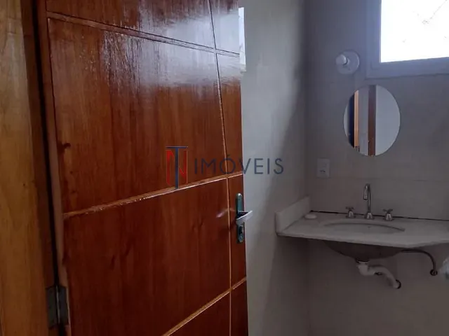 Casa com 200m² 2 quartos e 1 banheiro, à venda, no bairro Cachoeirinha em Bom Jesus dos Perdões