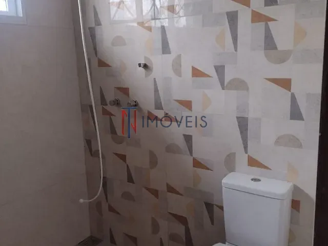 Casa com 200m² 2 quartos e 1 banheiro, à venda, no bairro Cachoeirinha em Bom Jesus dos Perdões