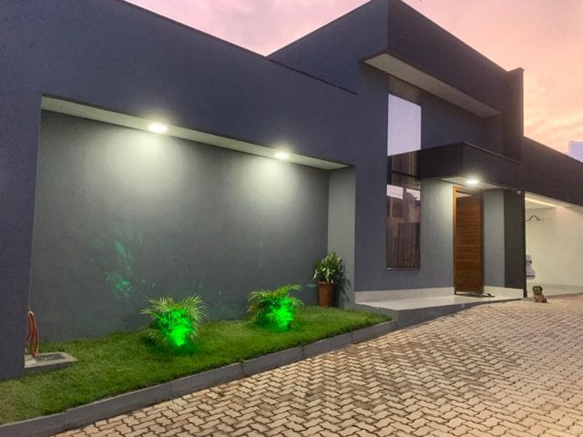 Foto do Casa - Casa em Condomínio Consolidado na Arniqueiras com 3 quartos, 160m² de AC e 200m² de LT | Jeziel Mendes Consultoria Imobiliária