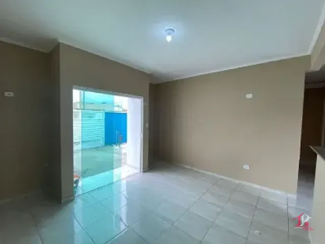 Casa 3 quartos e 1 banheiro, para alugar, no bairro Cibratel II em Itanhaém