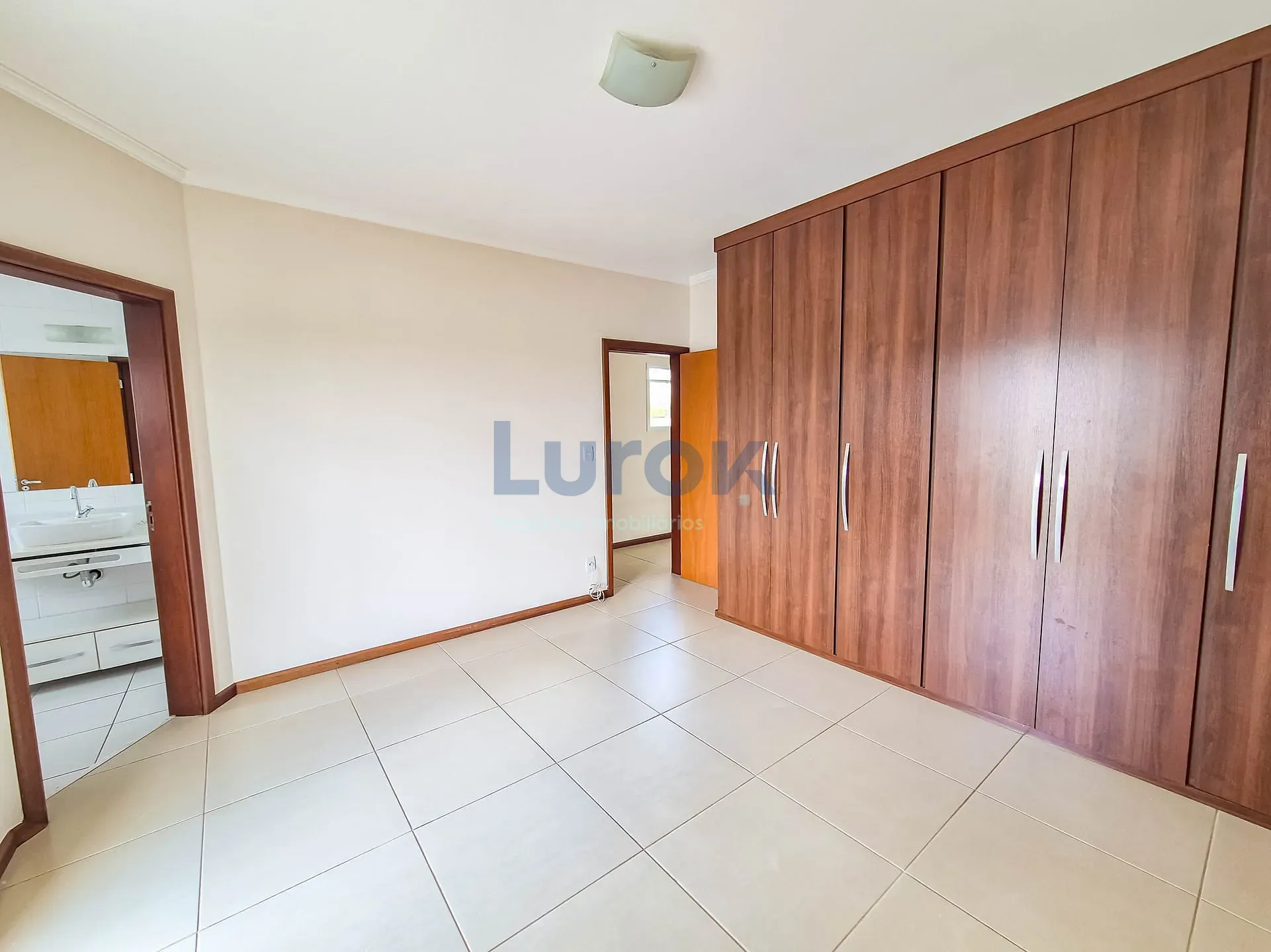 Casa, 3 quartos, 253 m² - Foto 16