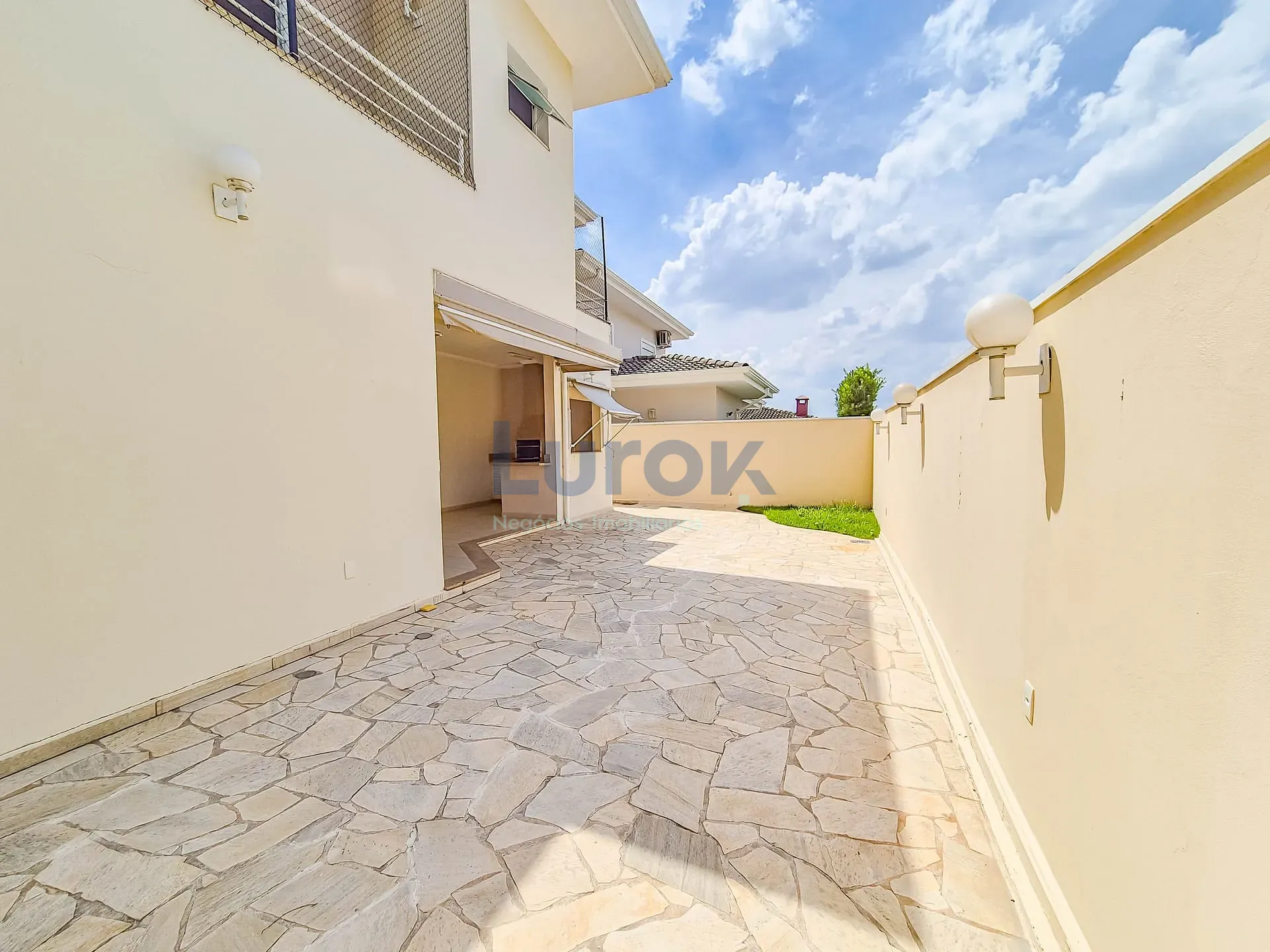 Casa, 3 quartos, 253 m² - Foto 30