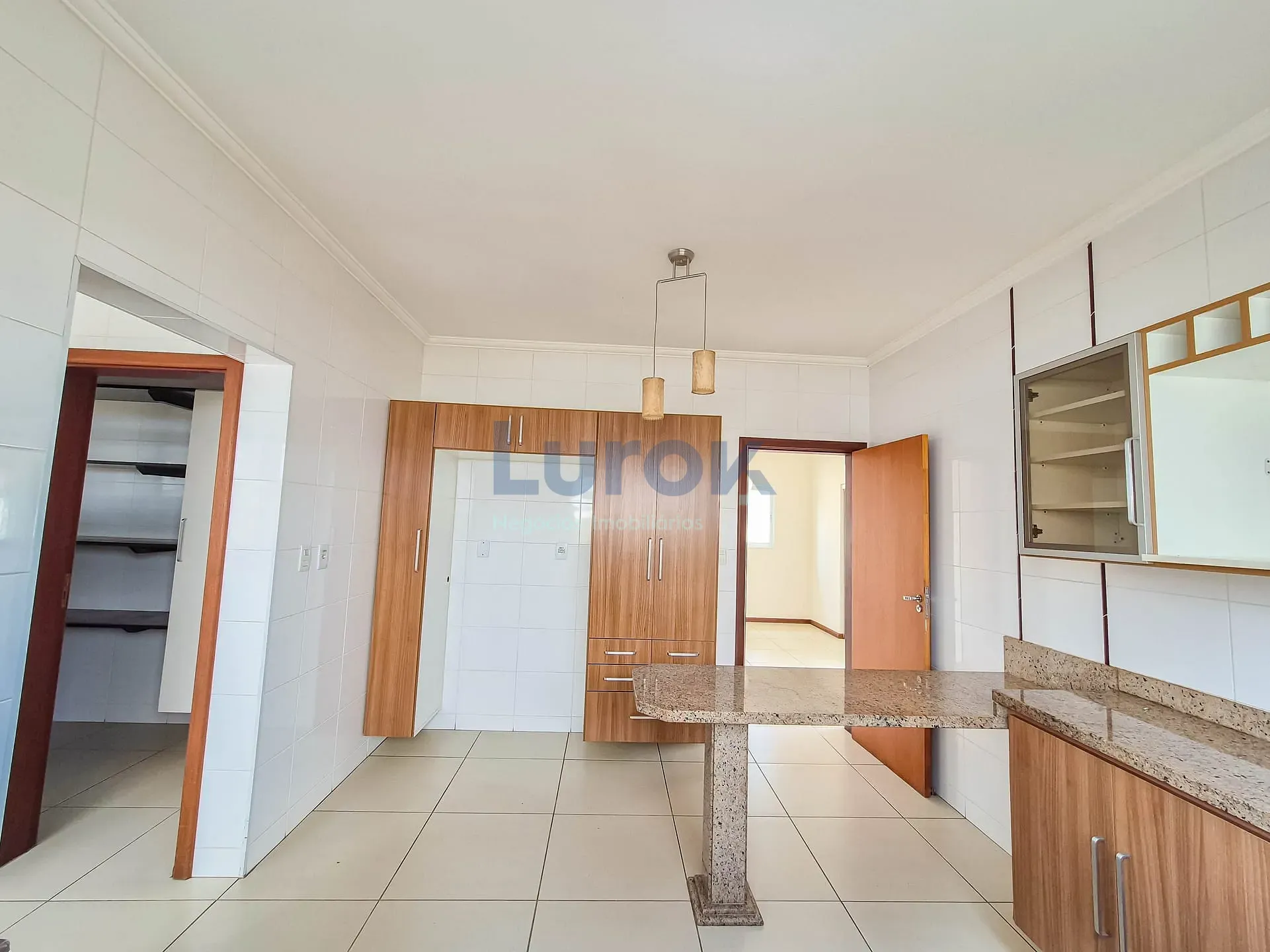 Casa, 3 quartos, 253 m² - Foto 10