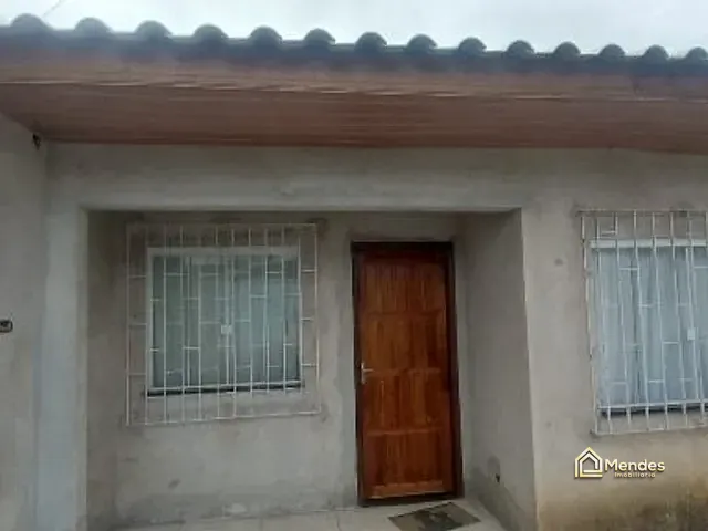 Casa com 160m² 2 quartos e 2 banheiros, à venda, no bairro Sítio Cercado em Curitiba