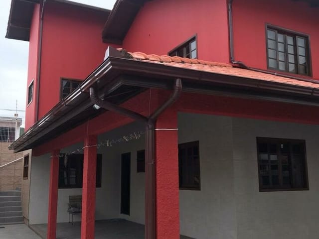Casa com 410m² 5 quartos e 4 banheiros, à venda, no bairro Ingleses do Rio Vermelho em Florianópolis