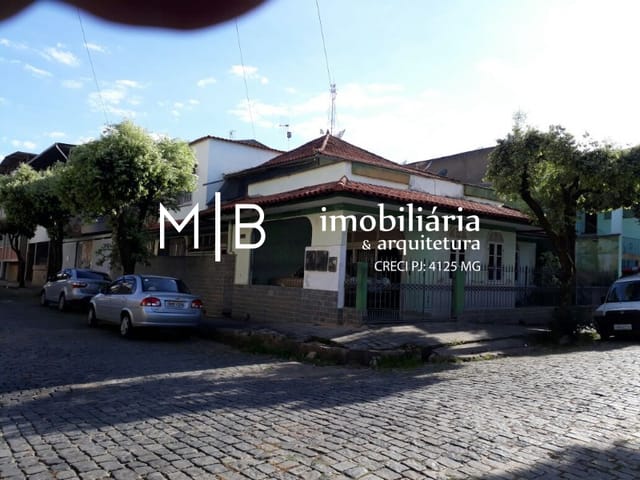 Casa 5 quartos e 4 banheiros, à venda, no bairro CENTRO em CATAGUASES