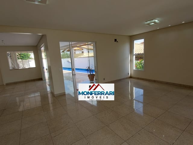 Casa com 495m² 4 quartos e 6 banheiros, à venda, no bairro Jardins Viena em Aparecida de Goiânia