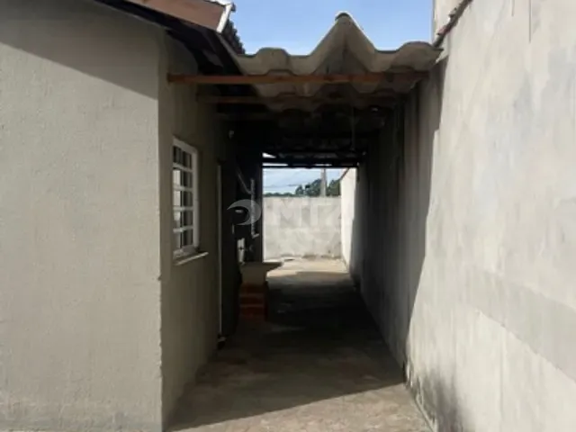 Casa com 200m² 2 quartos e 1 banheiro, à venda, no bairro Bosque II em Botucatu