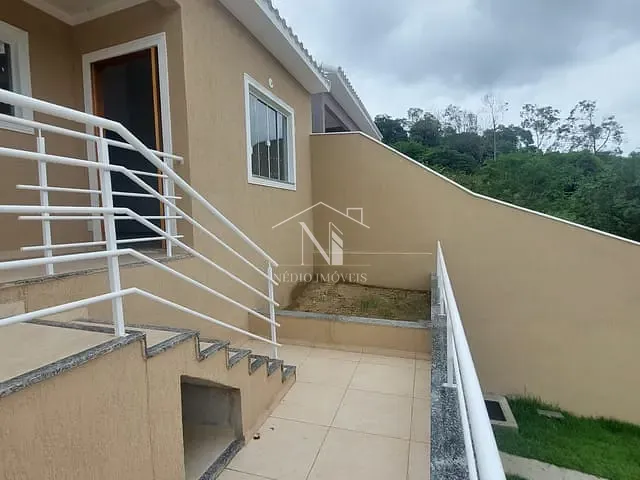 Casa com 240m² 3 quartos e 1 banheiro, à venda, no bairro Itapeba em Maricá
