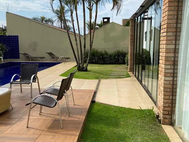 Casa com 568m² 4 quartos e 5 banheiros, à venda, no bairro Jardim Itatiaia 1 em Londrina