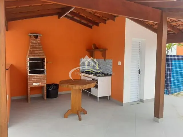 Casa com 400m², à venda, no bairro Boracéia em Bertioga