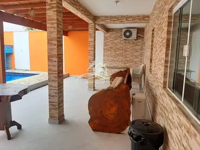 Casa com 400m², à venda, no bairro Boracéia em Bertioga