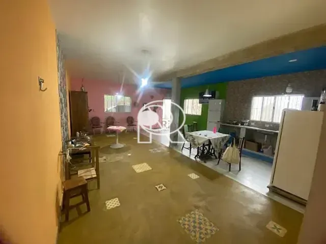 Casa 2 quartos e 1 banheiro, à venda, no bairro Arapongal em Registro