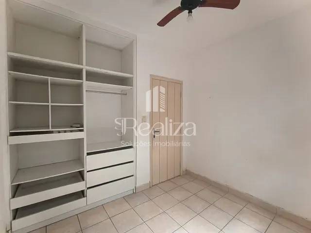 Casa com 300m² 4 quartos e 4 banheiros, à venda, no bairro São Francisco em Ilhéus