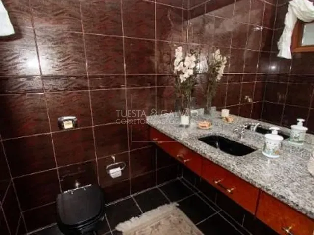 Casa com 349m² 4 quartos e 5 banheiros, à venda, no bairro Batel em Curitiba