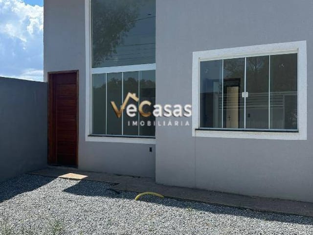 Casa com 60m² 2 quartos e 2 banheiros, à venda, no bairro Mar Y Lago em Rio das Ostras