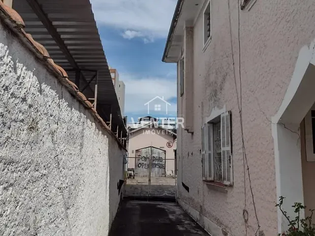 Casa com 294m² 3 quartos e 2 banheiros, à venda, no bairro Centro em Taubaté