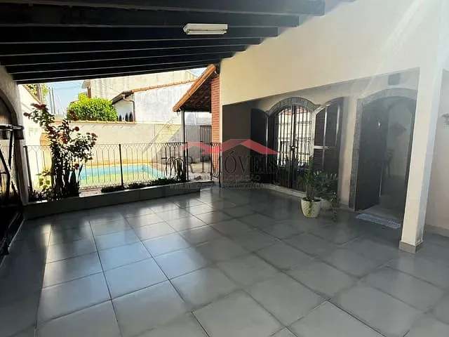 Casa com 216m² 3 quartos e 2 banheiros, à venda, no bairro Barreira Cravo em Volta Redonda