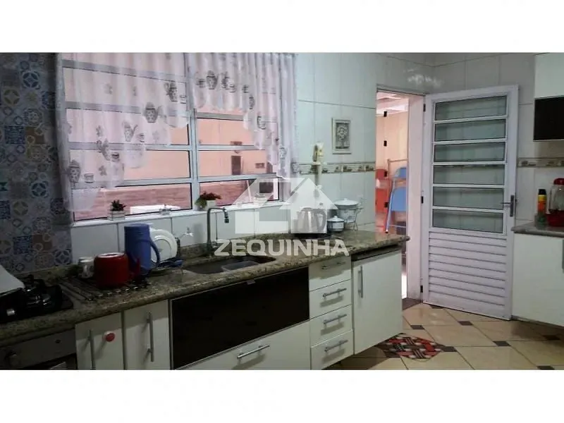 Casa, 3 quartos, 114 m² - Foto 4