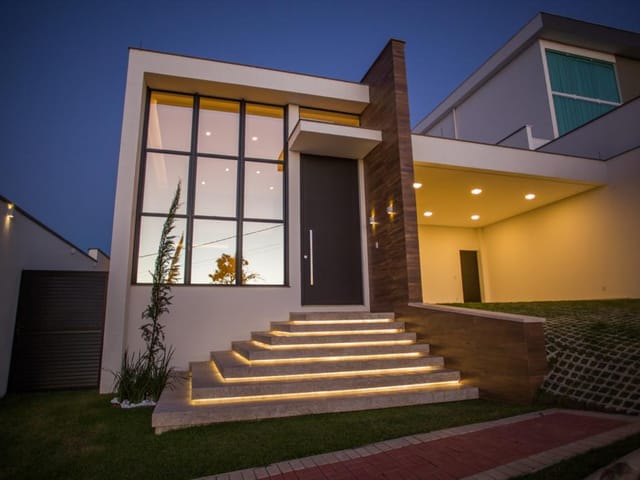 Casa com 600m² 3 quartos e 5 banheiros, à venda, no bairro Spina Ville II em Juiz de Fora