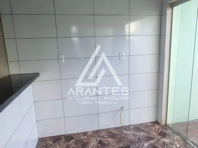 Casa 2 quartos e 1 banheiro, para alugar, no bairro Zequinha Amêndola em Barretos