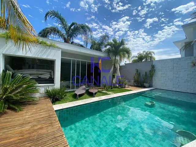 Casa com 660m² 4 quartos e 7 banheiros, à venda, no bairro Barra da Tijuca em Rio de Janeiro