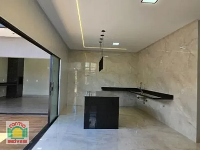 Casa com 275m² 3 quartos e 2 banheiros, à venda, no bairro Jardim Itália em Anápolis