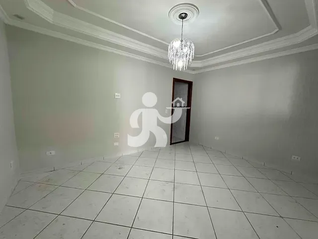 Casa com 150m² 3 quartos e 2 banheiros, à venda, no bairro Monte Rey II em Piracicaba