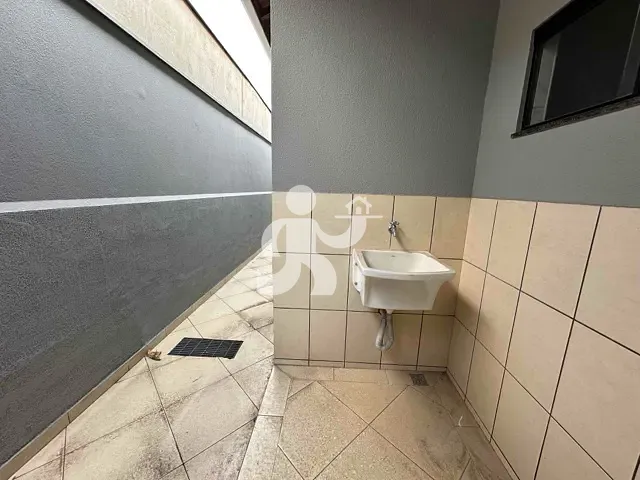 Casa com 150m² 3 quartos e 2 banheiros, à venda, no bairro Monte Rey II em Piracicaba