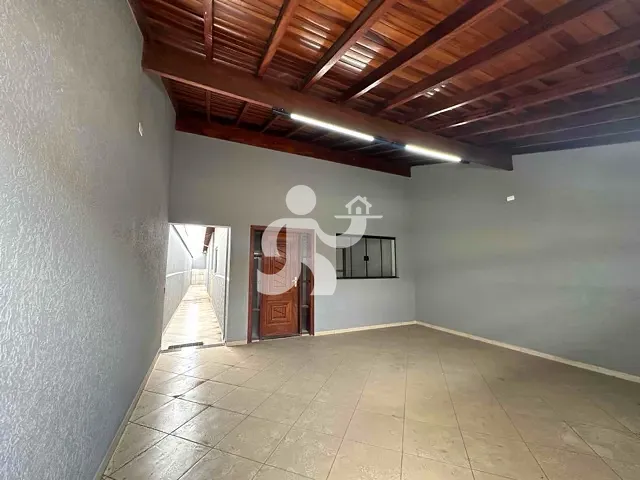 Casa com 150m² 3 quartos e 2 banheiros, à venda, no bairro Monte Rey II em Piracicaba