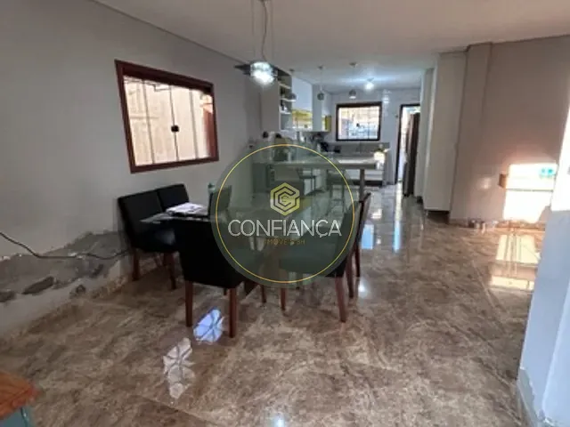 Casa com 384m² 3 quartos e 3 banheiros, à venda, no bairro Esplanada em Belo Horizonte