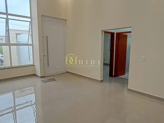 Casa 2 quartos e 2 banheiros, à venda, no bairro Cambuí em Porto Feliz