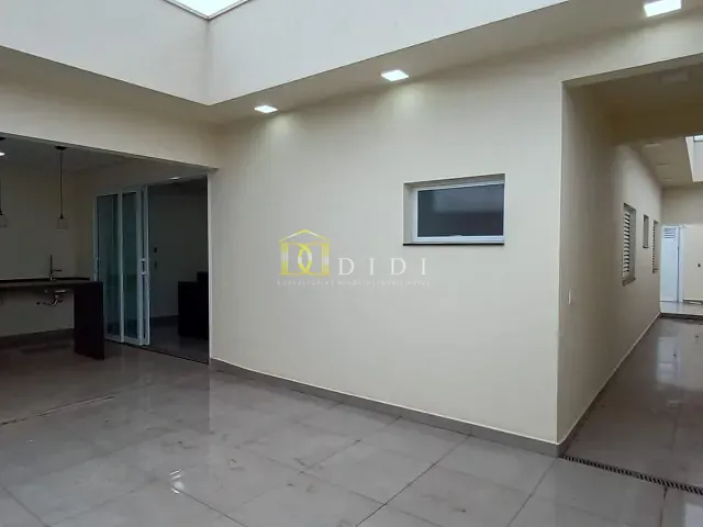 Casa 2 quartos e 2 banheiros, à venda, no bairro Cambuí em Porto Feliz