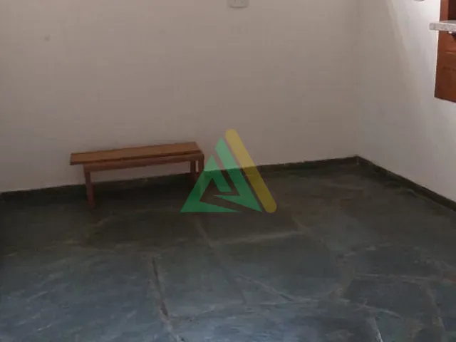 Casa com 165m² 4 quartos e 3 banheiros, à venda, no bairro Centro em Mogi Mirim