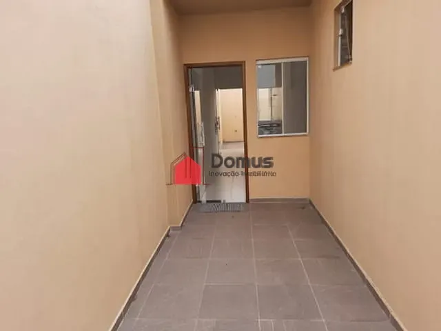 Casa com 100m², à venda, no bairro Loteamento Residencial e Comercial Araguaia em Pindamonhangaba