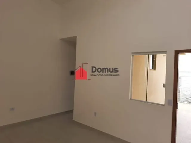 Casa com 100m², à venda, no bairro Loteamento Residencial e Comercial Araguaia em Pindamonhangaba