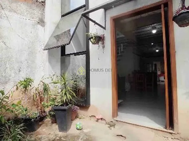 Casa com 146m² 4 quartos e 4 banheiros, à venda, no bairro Colônia Santo Antônio em Barra Mansa
